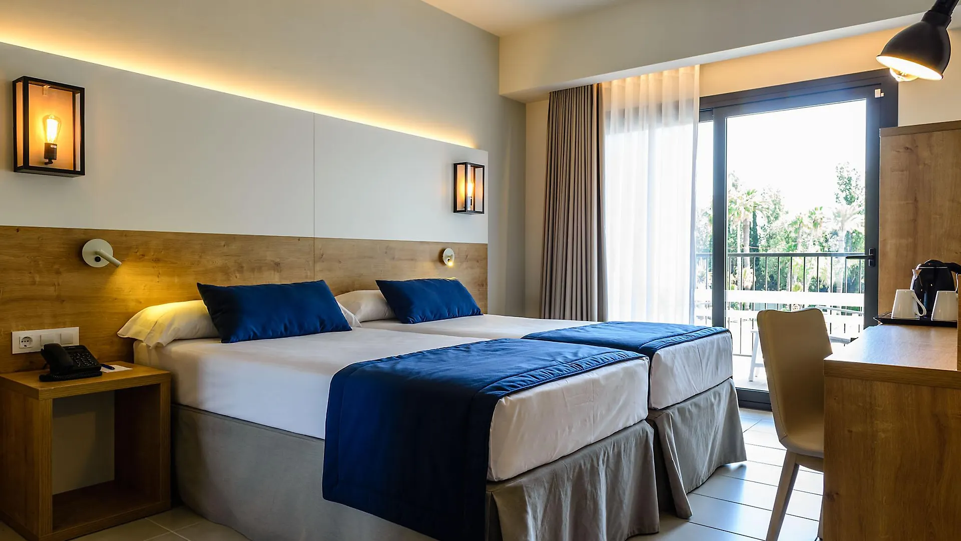 Estival Eldorado Resort Cambrils 4*,